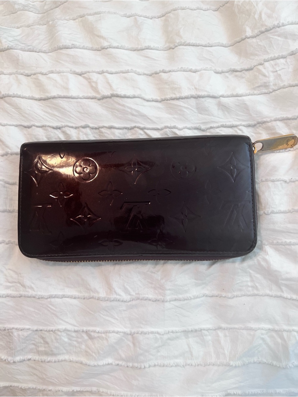 Louis Vuitton Vernis Patent Zip Wallet in Deep Plum